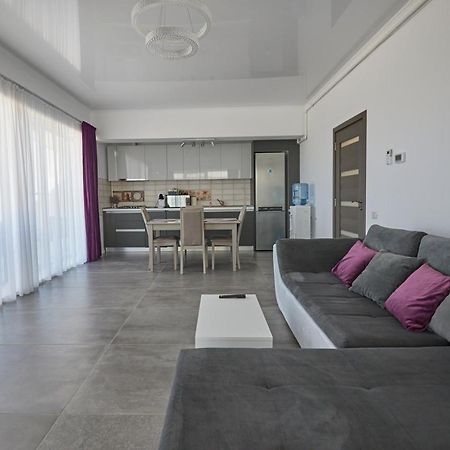 Apartament David,Mamaia Nord นาโวดาริ ภายนอก รูปภาพ